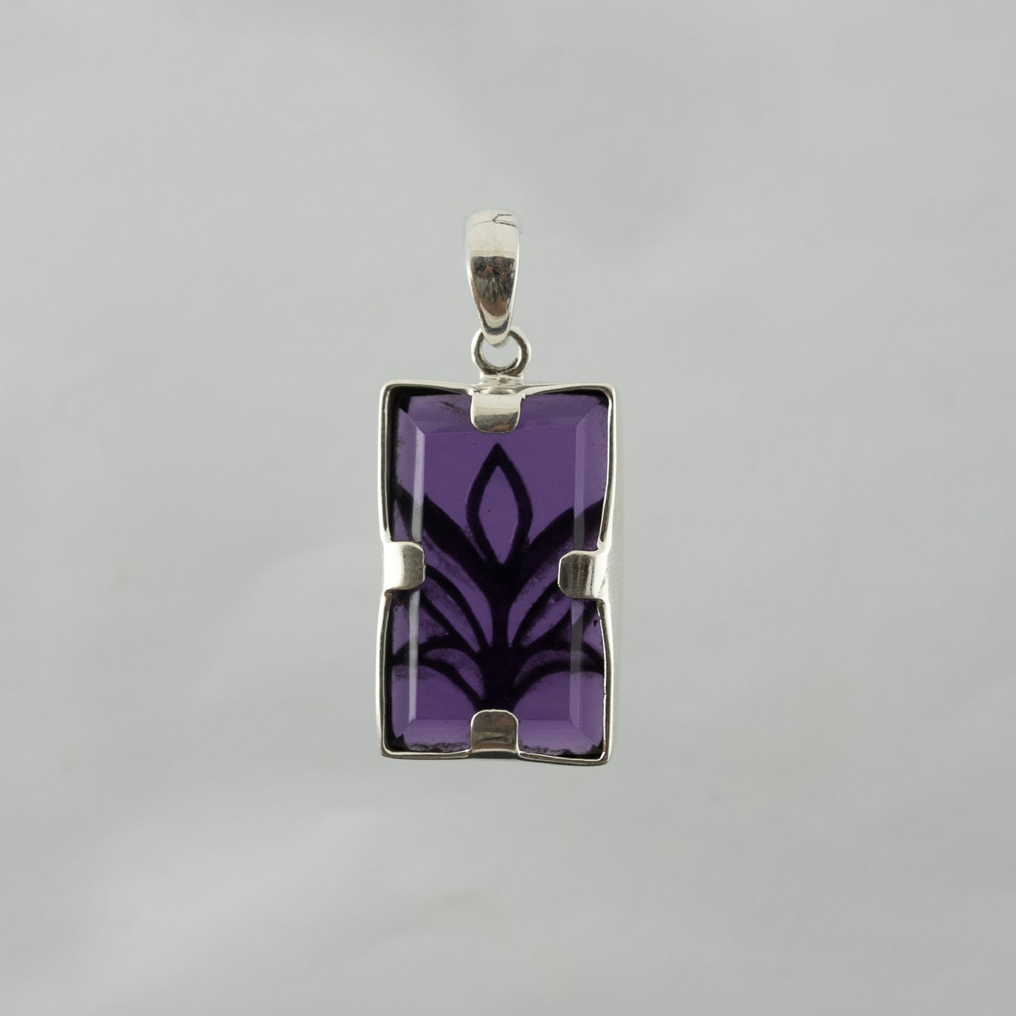 "Scented View" Silver Pendant with Amethyst