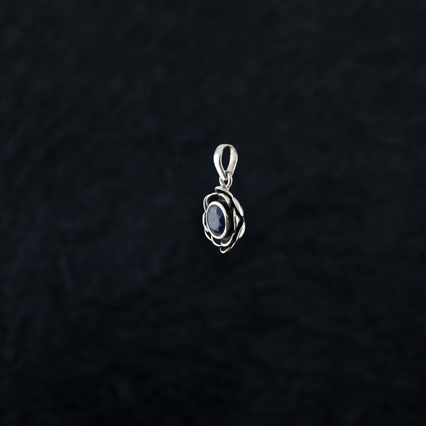 "Exquisite Blossom" Silver Pendant with Lapis Lazuli