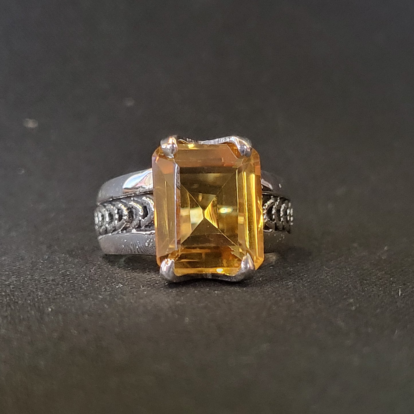 "Radiant Ray" Silver Ring with Citrine