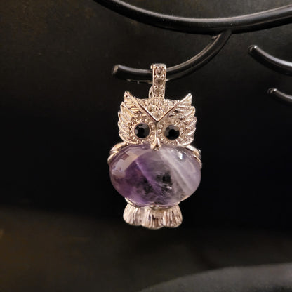 "Wise Belly" Silver Pendant with Amethyst