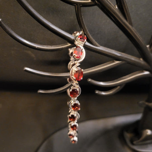 "Red Vine" Silver Bracelet with Garnet