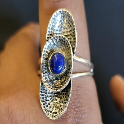 "Azure Elegance" Silver Ring with Lapiz