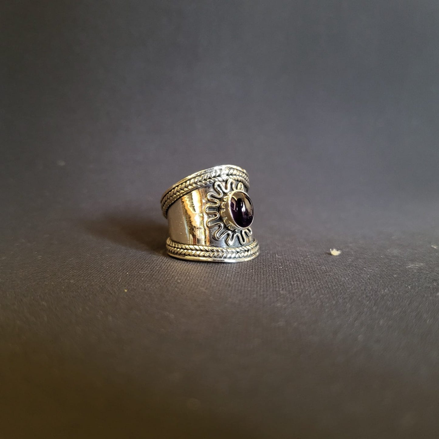 "Bold Brilliance" Silver Ring with Black Onyx