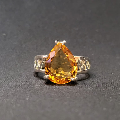 "Amber Droplet" Silver Ring with Citrine