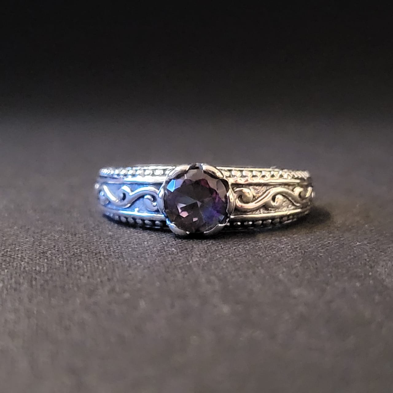 "Sweet Vines" Silver Ring with Amethyst