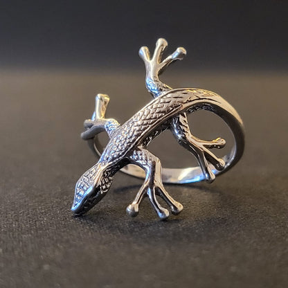 "Gecko Grip" Silver ring