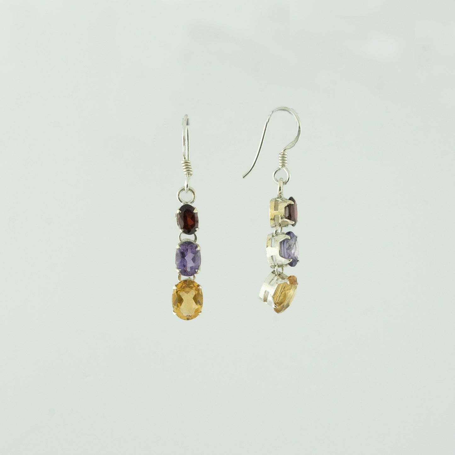 "Trio Peepers" Silver Earring with Garnet, Amethyst, Citrine