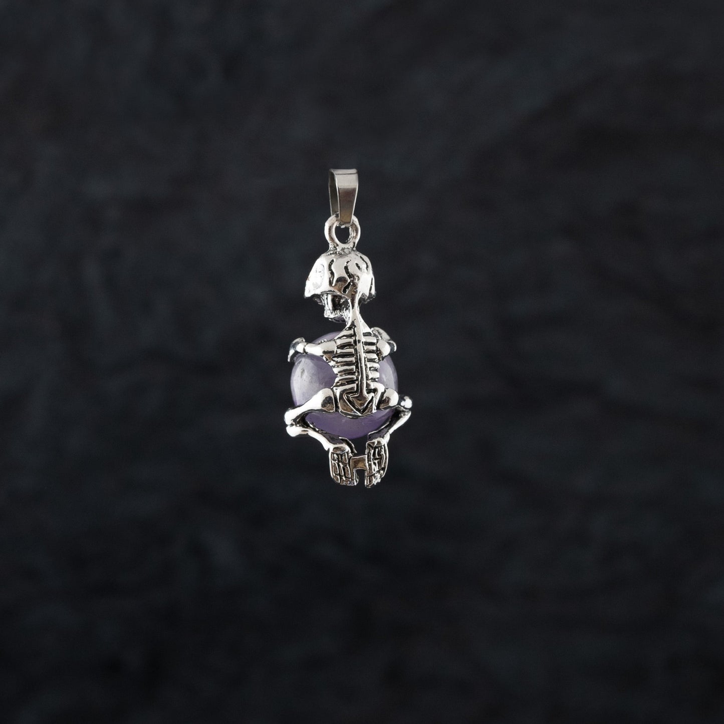 "Prosperous Insides" Silver Pendant with Amethyst