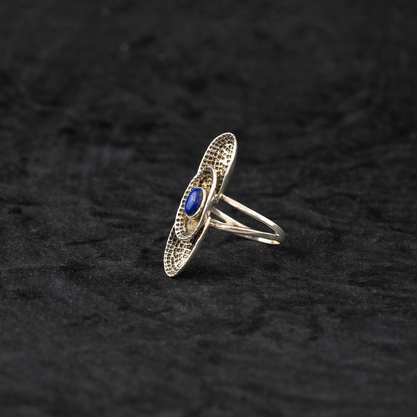 "Azure Elegance" Silver Ring with Lapiz